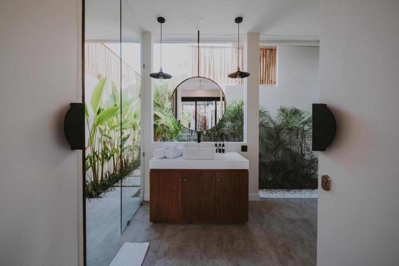 New 4 Bedroom 5 Min Walk To Berawa Beach Enclosed Livng Canggu Exterior foto